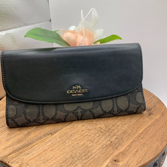 Coach Leather Canvas Signature "C" Slim Full Size Wallet - Picture 1 of 6